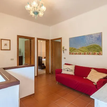 Gorgeous In Ponzano di Fermo