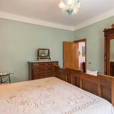 Gorgeous In Ponzano Di Fermo Casa de Férias