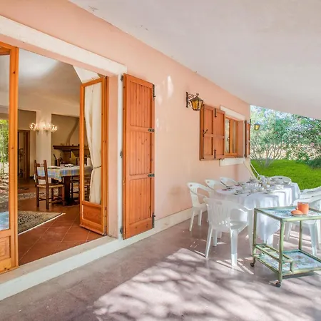 Casa de Férias Gorgeous In Ponzano Di Fermo